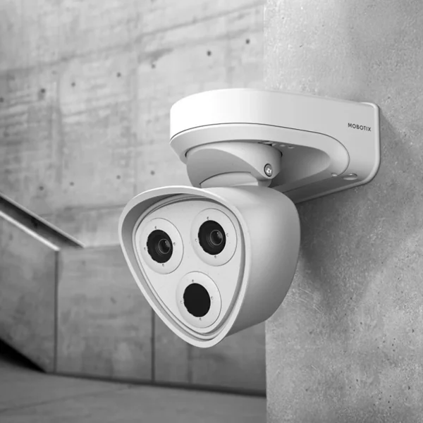 Mobotix Außenkamera an Hauswand – professionelle Videoüberwachung von Löffler Security